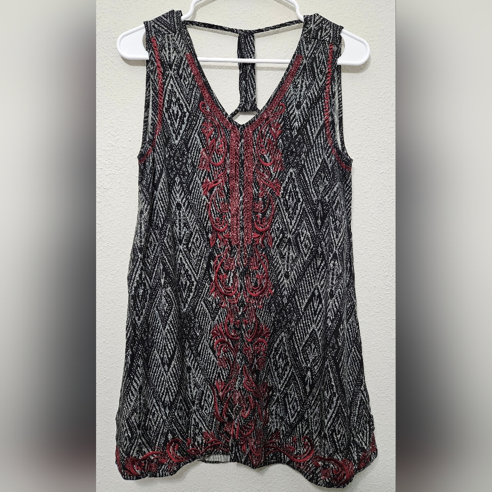 En Creme small black gray v neck tank top maroon embroidery Boho Aztec Print